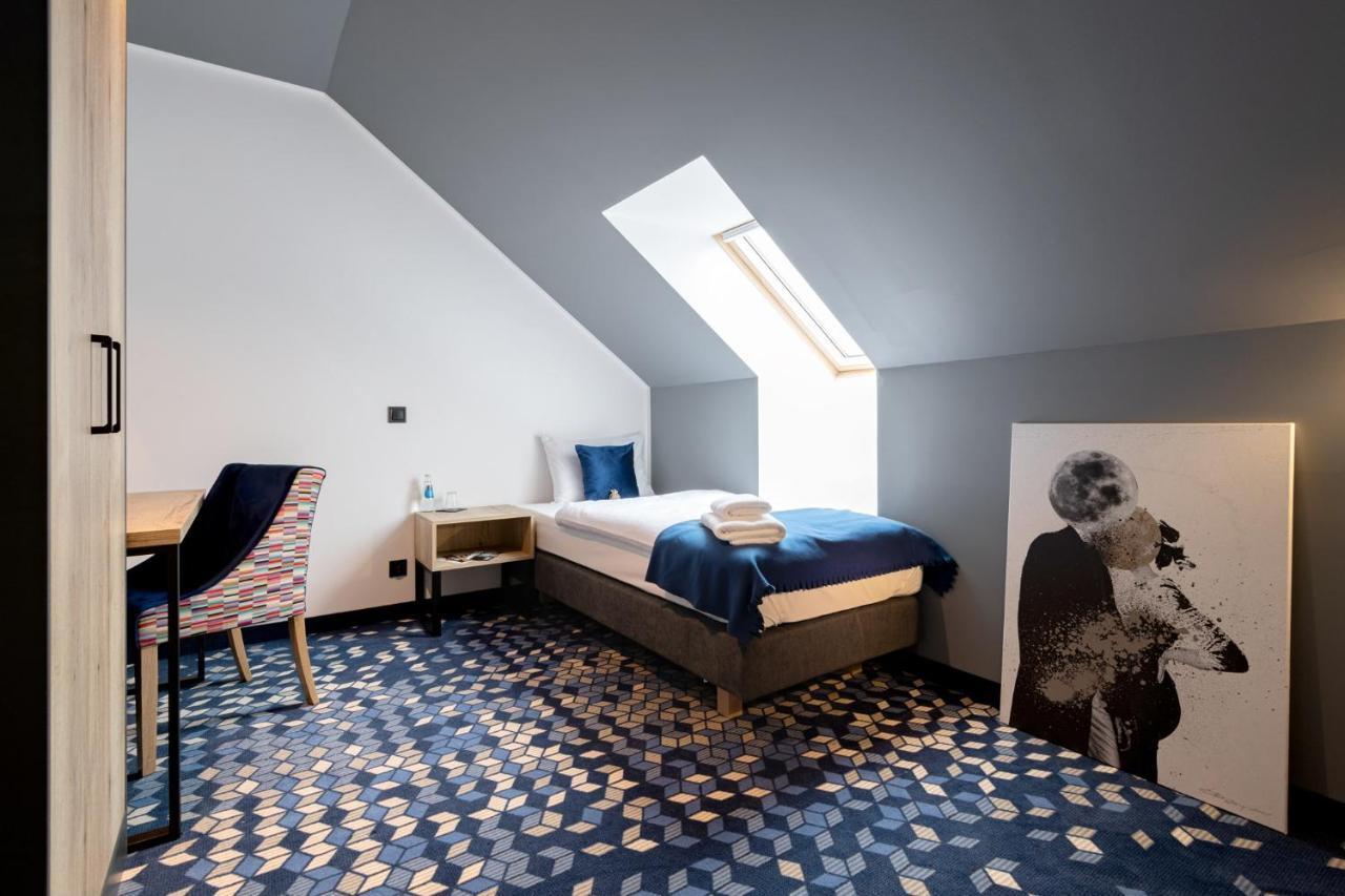 Ilkus Hotel & Restaurant Krze Luaran gambar